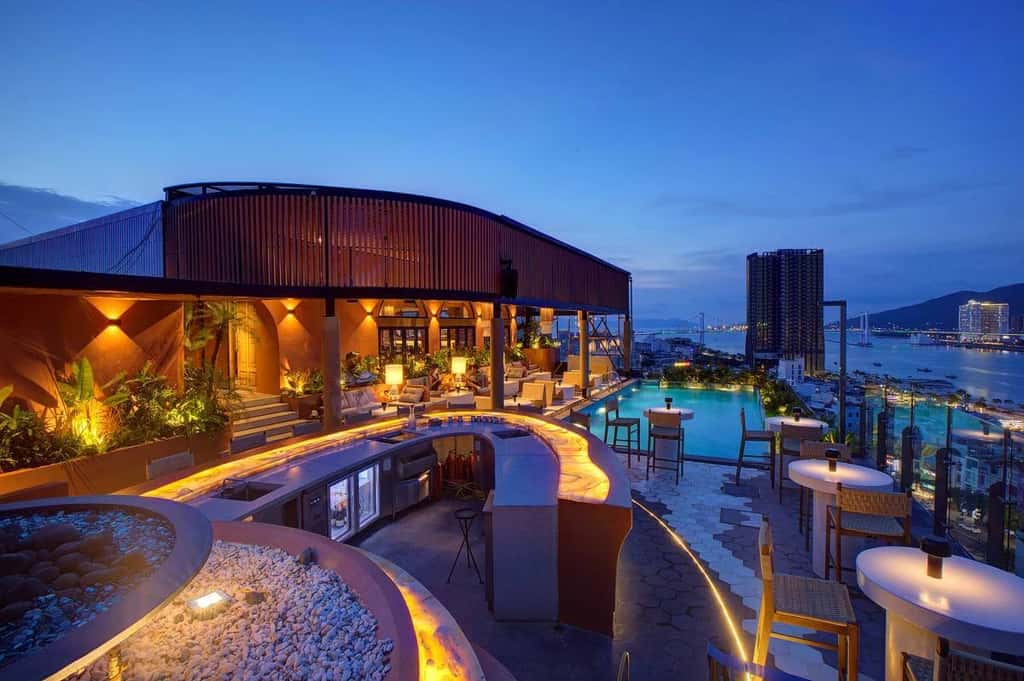 Gypsy Rooftop Restaurant & Bar